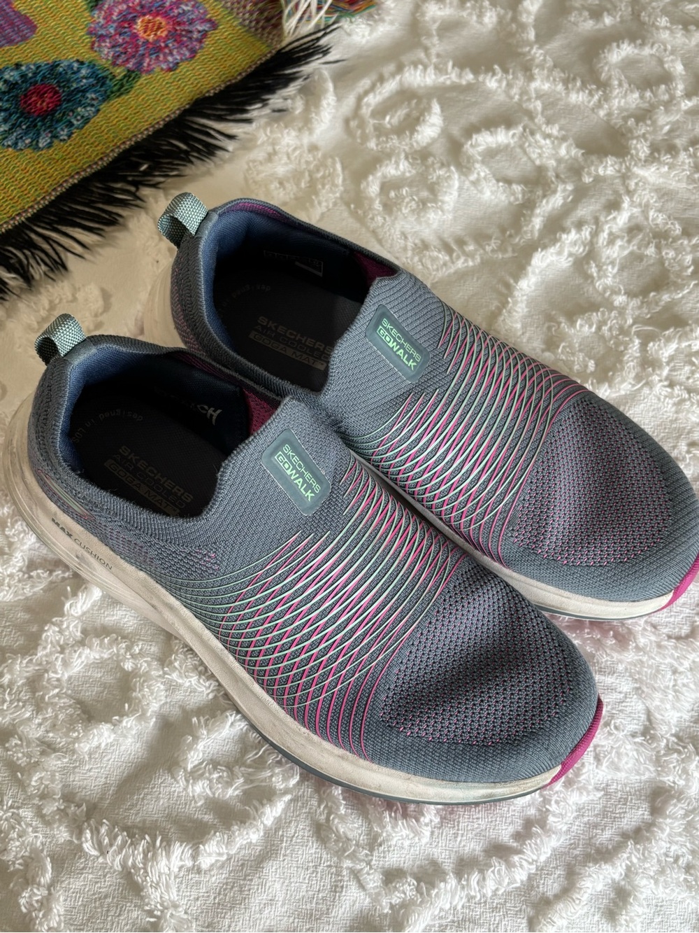 Skechers GO WALK Women's Sneakers - Gray with Pink Trim